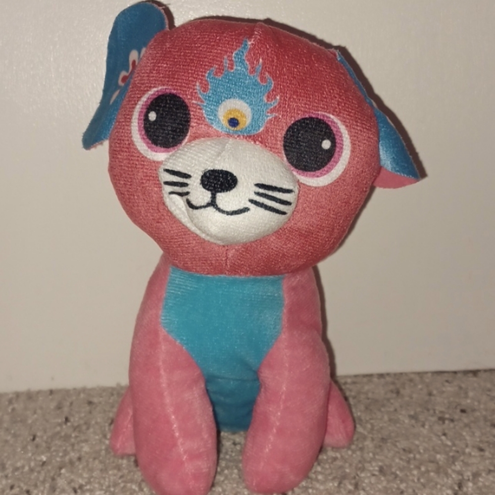 Mouse stuffed animal